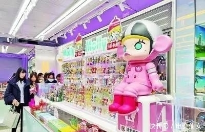萬物皆可“潮”！潮流玩具的工美設計“潮”在何處？探秘超207億元市場的審美與商業密碼